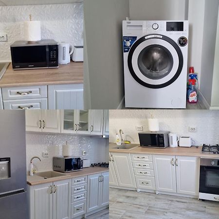 Luxurious Apartment With 3 Rooms And 2 Bathrooms In Corabia 外观 照片