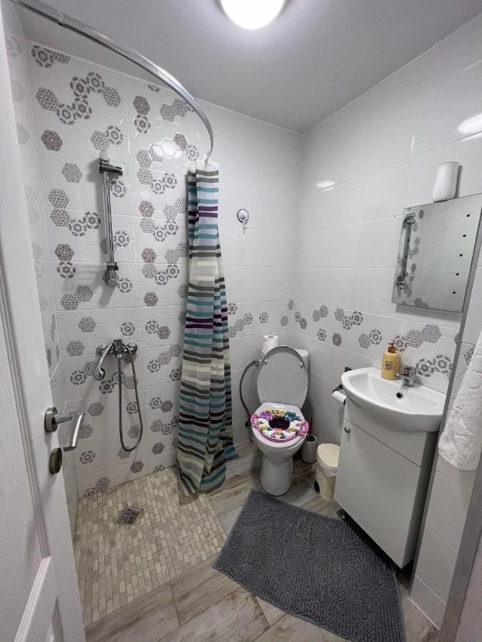 Luxurious Apartment With 3 Rooms And 2 Bathrooms In Corabia 外观 照片